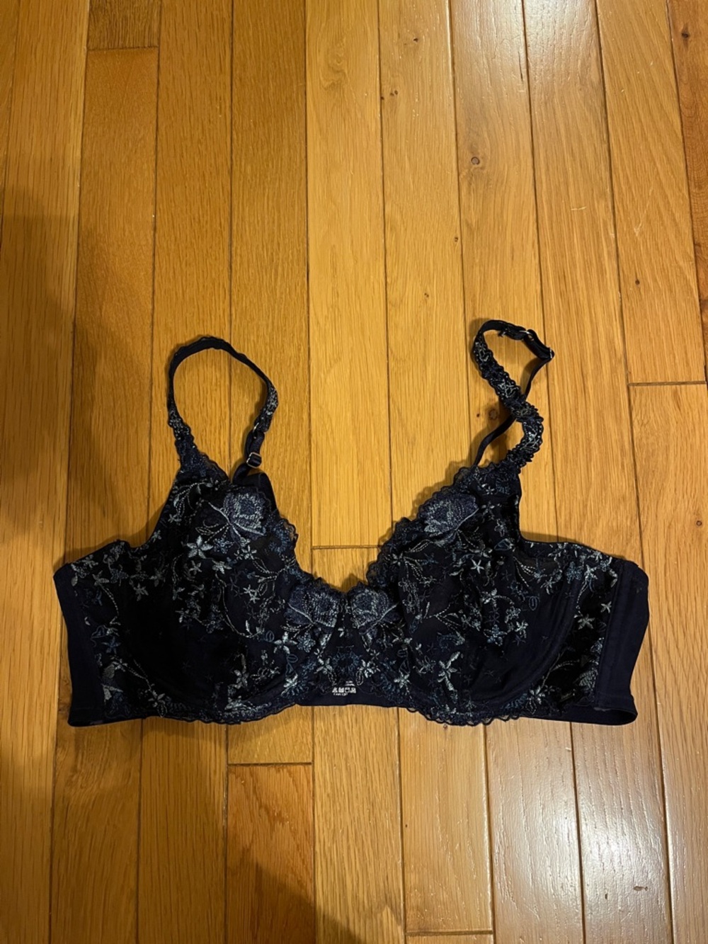 La Vie en Rose blue floral lace bra